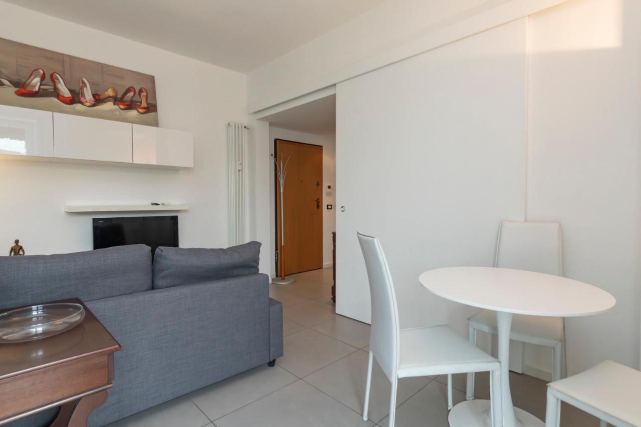 Cosy 1 Bed Flat With Terrace Apartment Milano Ngoại thất bức ảnh